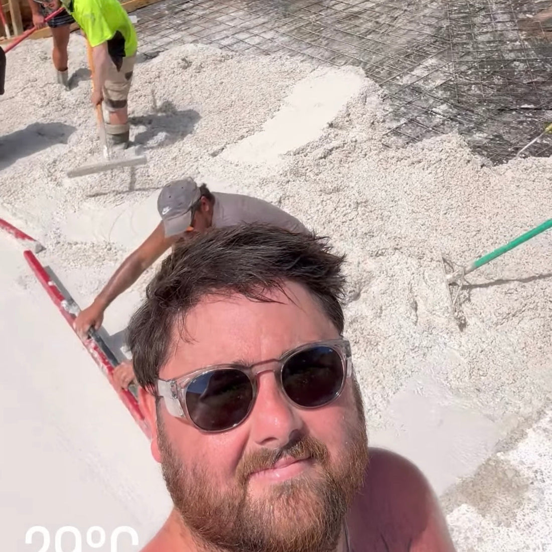 Wealthy Southport Developer Temporarily Cosplays As Tradie To “Give Back” On Final Workday Of 2025